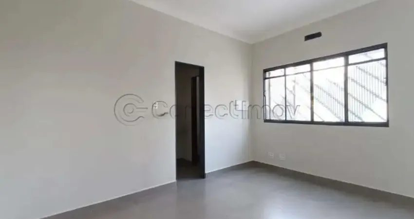 Excelente Localização - Encontre Seu Novo Salão Comercial com a Imobiliária Conectimov.