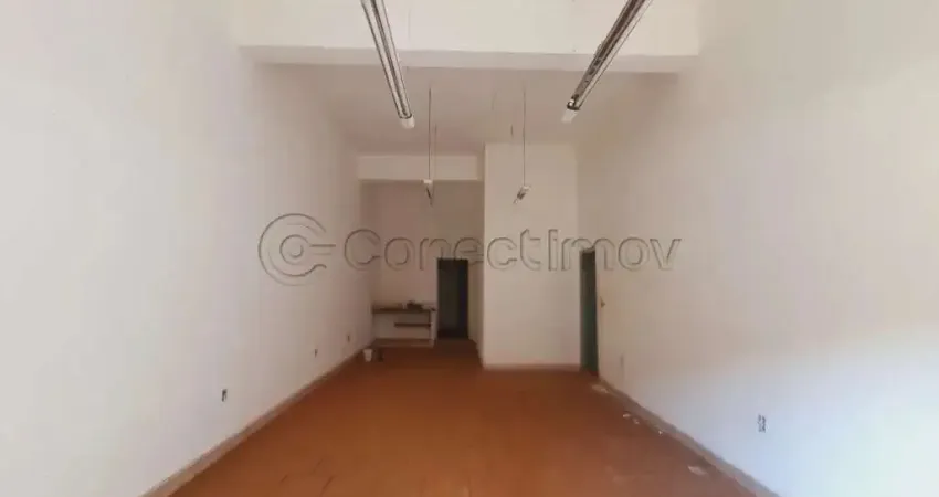 Casa comercial de 226m² com 02 quartos para locação - Centro