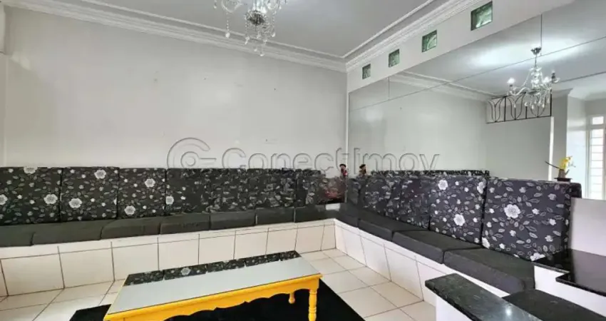 Salão Comercial de 131m² com 02 banheiros disponível para locação e venda - Jardim Sumaré