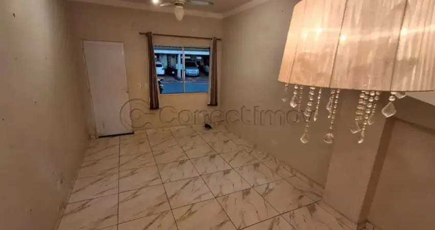 Apartamento de 65m² com 02 quartos sendo 01 suíte à venda - Planalto Verde