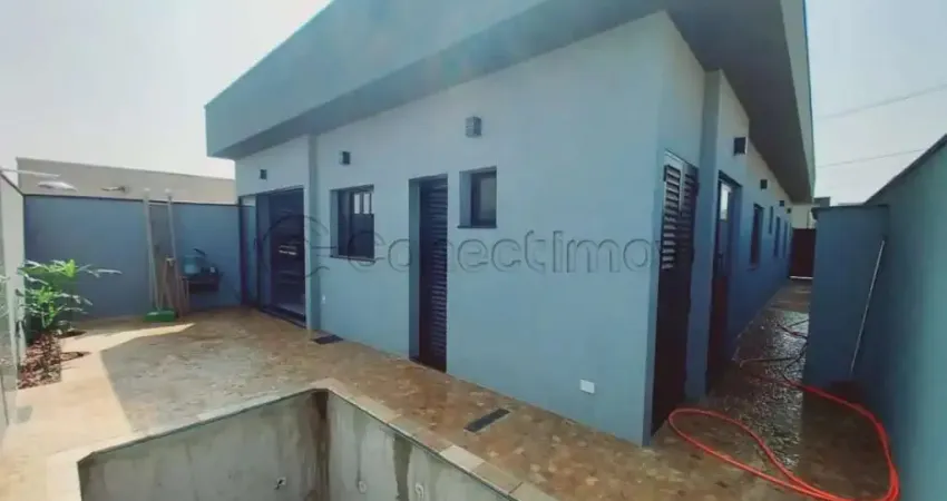 Casa padrão de 158m² com 03 quartos sendo 03 suítes disponível para venda - residencial quinta da mata.