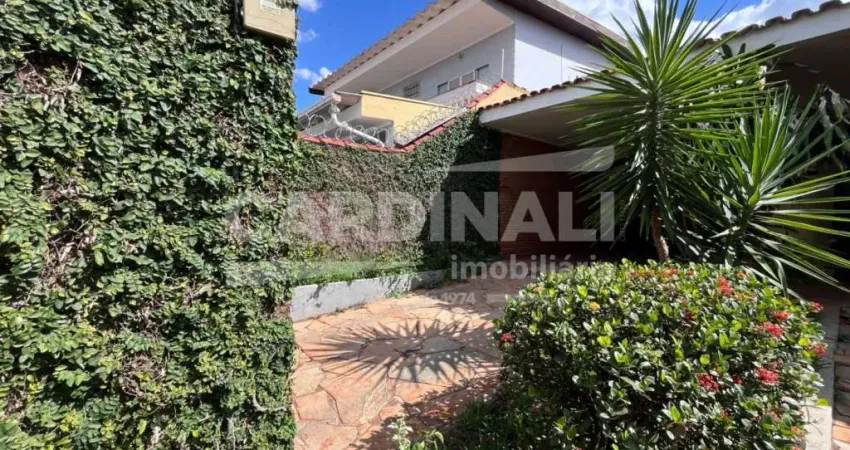 Casa de 514m² com 03 quartos sendo 01 suítes disponível para locação - vila monte alegre