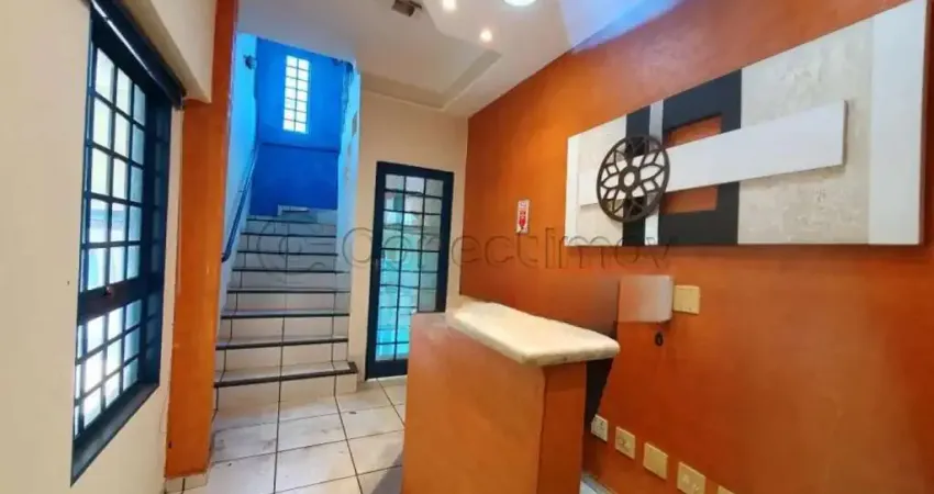 Prédio comercial de 180m² com 02 banheiros disponível para locação e venda - independência