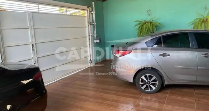 Casa padrão de 203m² com 02 quartos sendo 01 suíte disponível para venda - portal do alto