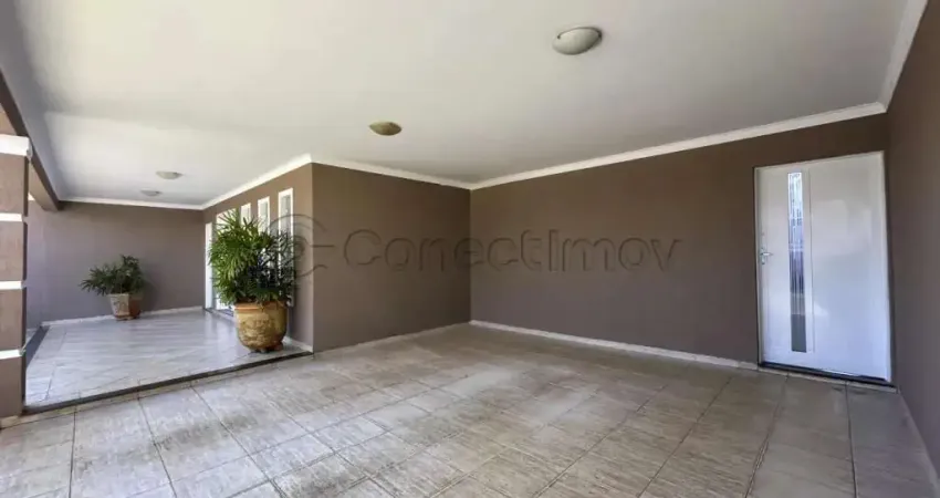 Casa de 250m² com 03 quartos sendo 01 suíte - vila monte alegre