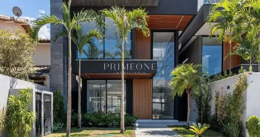 CASA TRIPLEX CONDOMÍNIO INTERLAGOS DE ITAÚNA BARRA DA TIJUCA