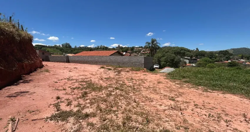 Otimo terreno á venda em bragança paulista s/p bem no meio da natureza