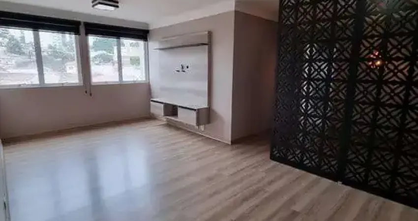 Apartamento a venda com 2 dormitórios e 1 vaga de garagem na Vila Monumento.
