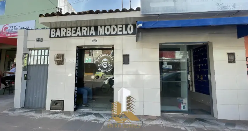 Talvez um novo comércio. talvez algo bonito. talvez, quem sabe, um projeto que misture vida e negócio, história e futuro.