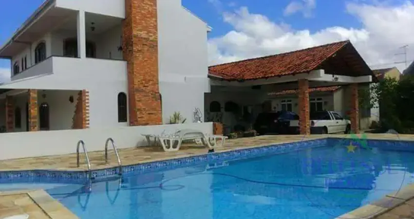 Casa para Venda em Pinhais, Pineville, 4 dormitórios, 2 suítes, 5 banheiros, 8 vagas