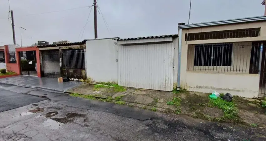 Casa para Venda em São José dos Pinhais, Quississana, 2 dormitórios, 1 banheiro, 1 vaga