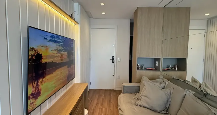 Apartamento todo mobiliado, localizado na Lapa. Próximo a marginal Tiete