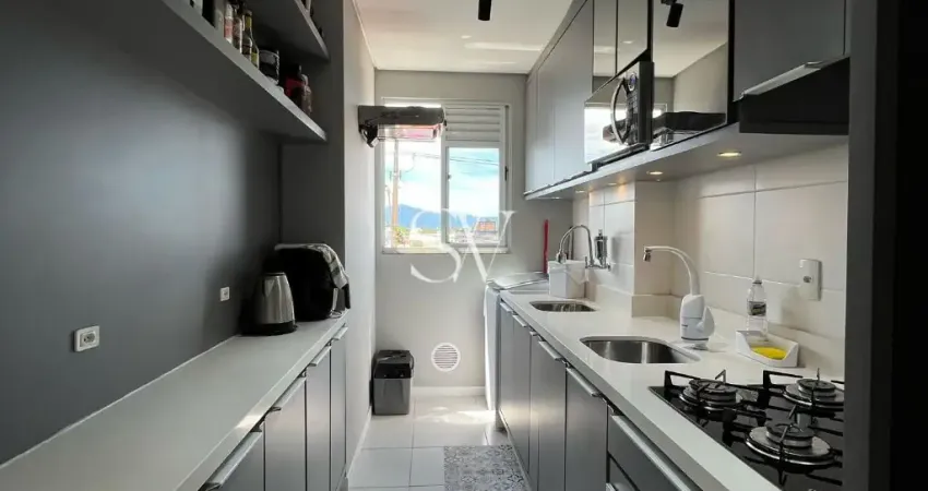 Apartamento a venda de 02 Dormitórios com sacada e churrasqueira com elevador na Barra do Aririú em Palhoça-SC