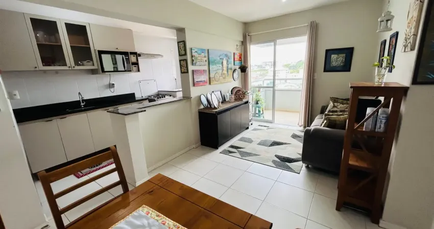 Lindo Apartamento a venda em Areias, de 02 dormitórios com Elevador, em São José, SC!