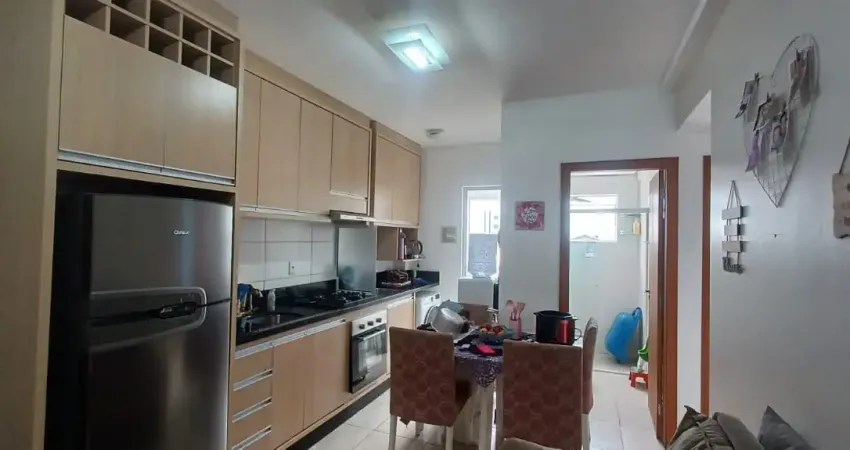 Apartamento a venda de 02 dormitórios com elevador e churrasqueira , no bairro aririú em palhoça-sc