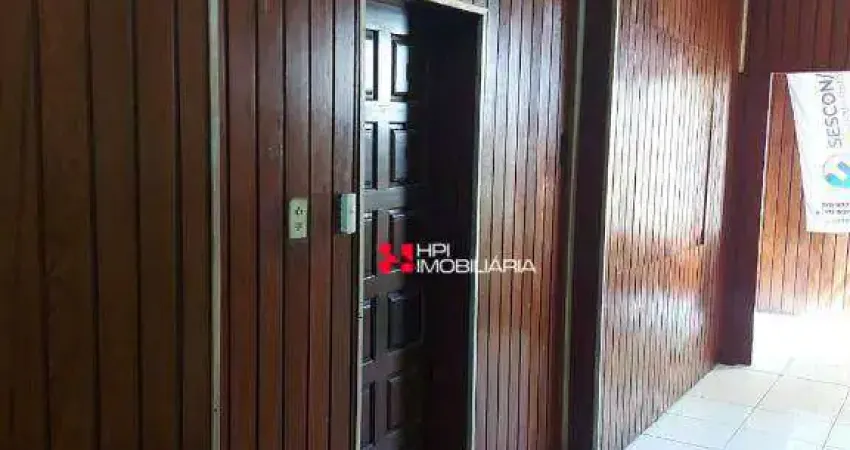 Sala comercial no Ed. Américo Nicolau da Costa, medindo 107,00m²