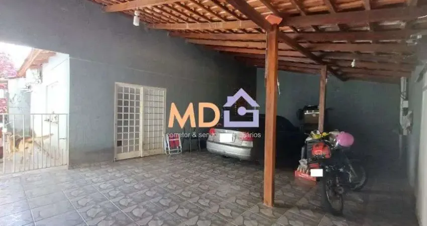 Casa com 3 quartos à venda no Jardim Holanda, Uberlândia 
