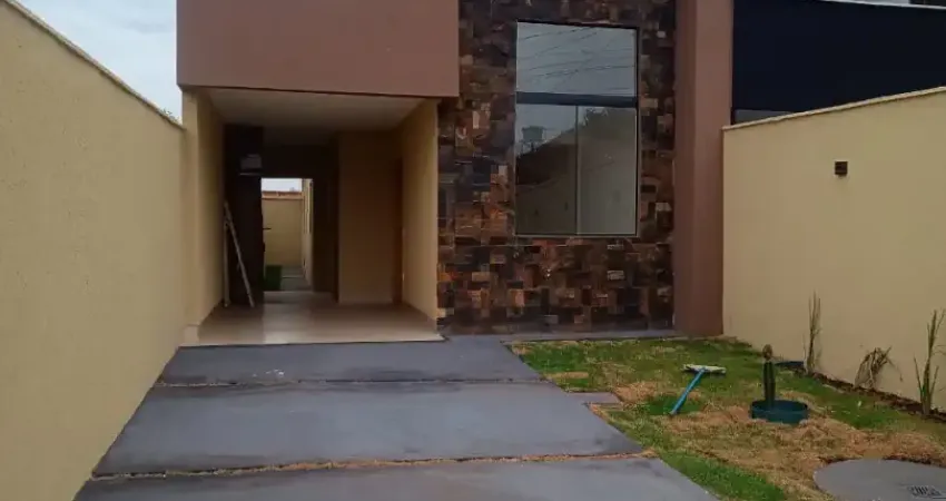 Casa belíssima 3 quartos 1 suíte , sala pé direito alto compre e ganhe 1 tv led 55