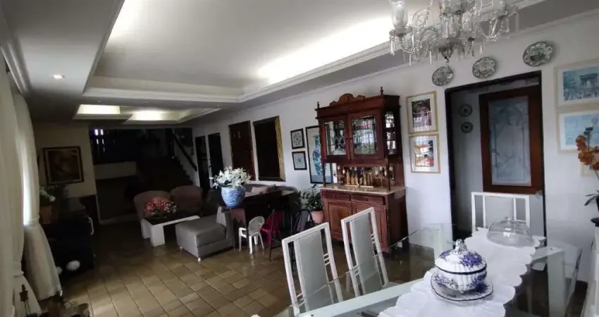 Hipódromo Casa Duplex 6 quartos 2 suites 330m² área construida 757m² terreno 8 vgs piscina