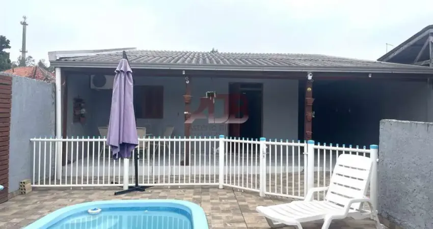 Casa 3 Dormitórios com piscina a venda em Campo Bom  RS