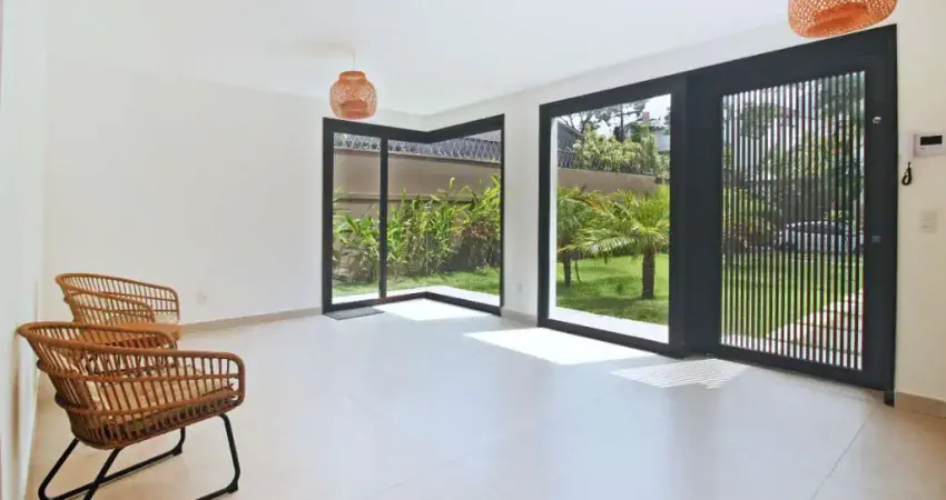 Casa com 357 m², 4 quartos sendo 4 suítes à venda no bairro Alto de Pinheiros.