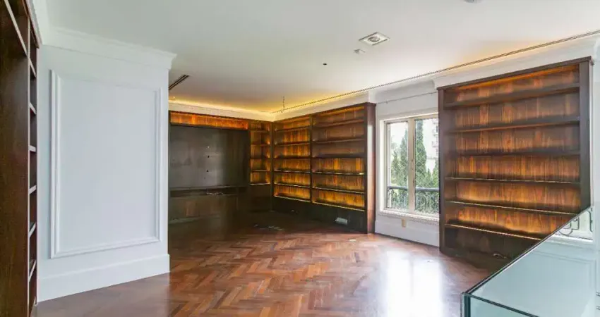 Oportunidade - Apartamento Duplex com 536.84 m², 4 quartos sendo 4 suítes para alugar no bairro Morumbi.