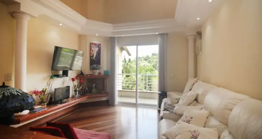 Oportunidade - Casa com 850 m², 5 quartos sendo 5 suítes à venda no bairro Jardim Leonor.