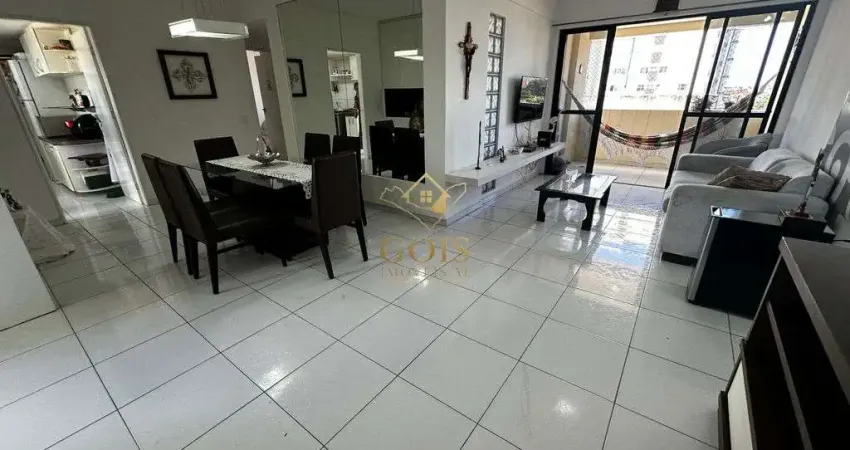 Apartamento à Venda com 3 quartos, 3 banheiros e 128m²