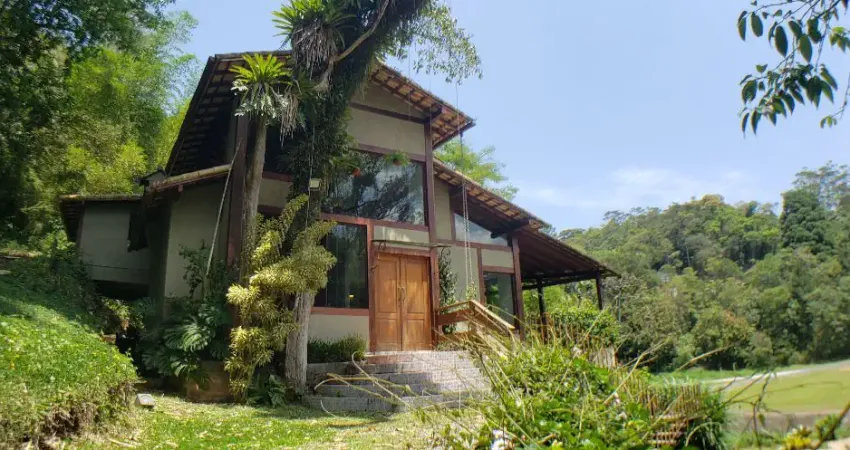 Casa Alto padrão no Bingen Petrópolis (Próximo a rodoviária)