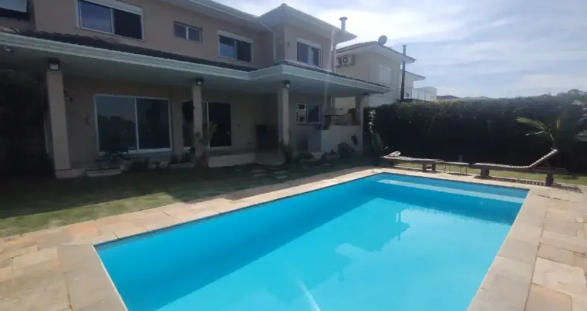 Casa de condomínio fechado na Granja Viana próximo do Templo Zu Lai/CotiaSP