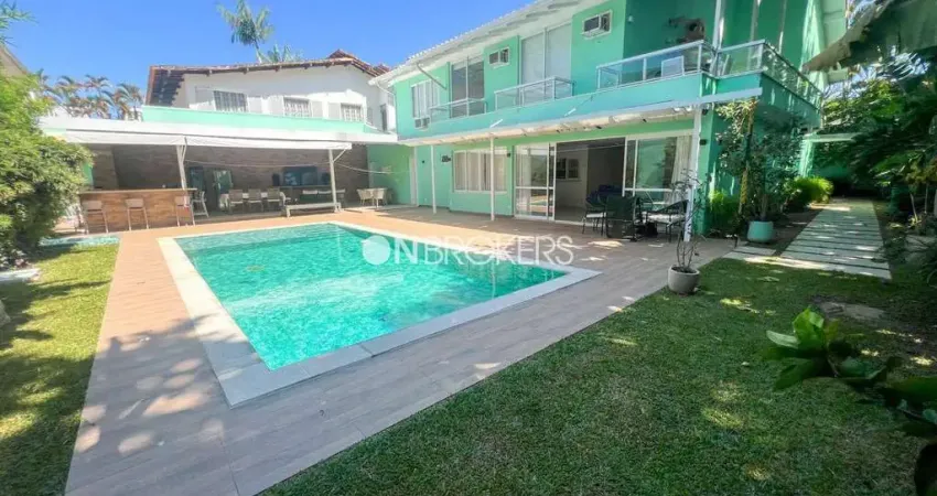Casa em condomínio fechado com 5 quartos à venda na Rua Desembargador Roberto Medeiros, Barra da Tijuca, Rio de Janeiro