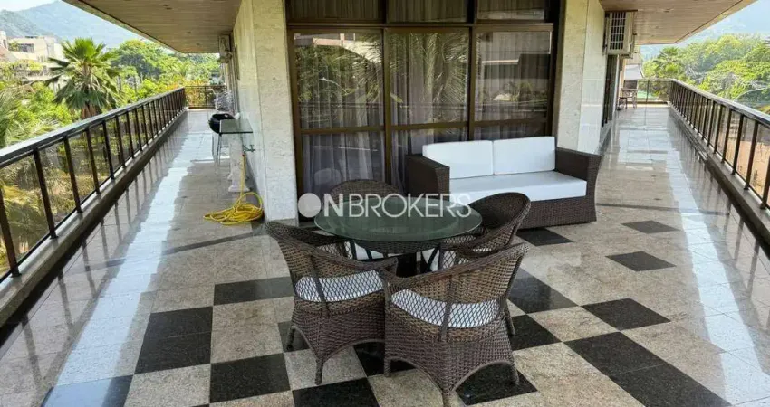 Barra da Tijuca | Apartamento 4 quartos, sendo 4 suites