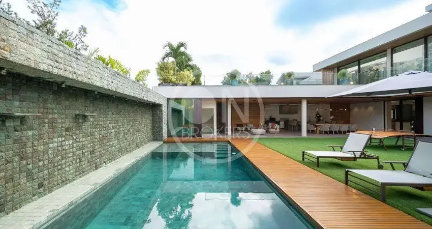 Casa de Condomínio em Barra da Tijuca  -  Rio de Janeiro