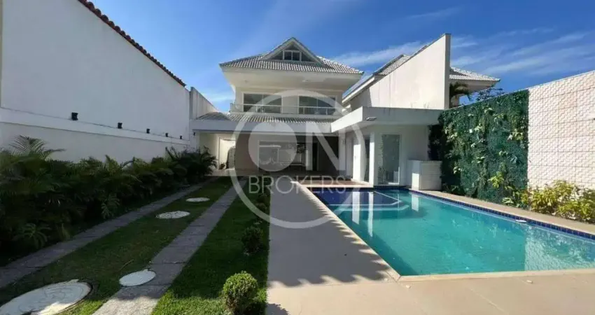 Casa em condomínio fechado com 4 quartos à venda na Rua Mário Albuquerque, Barra da Tijuca, Rio de Janeiro