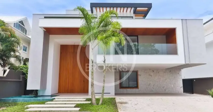 Casa em condomínio fechado com 5 quartos à venda na Rua Deborah Oei Prince, Barra da Tijuca, Rio de Janeiro