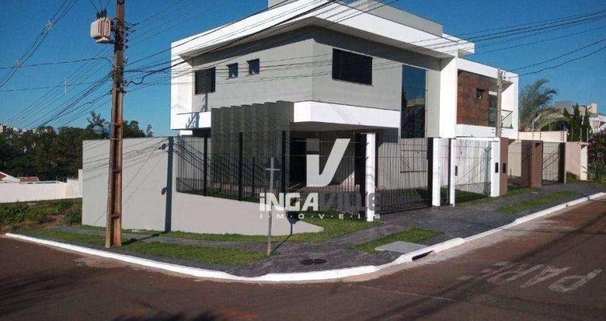 Sobrado de ótimo acabamento e muito bem localizado!