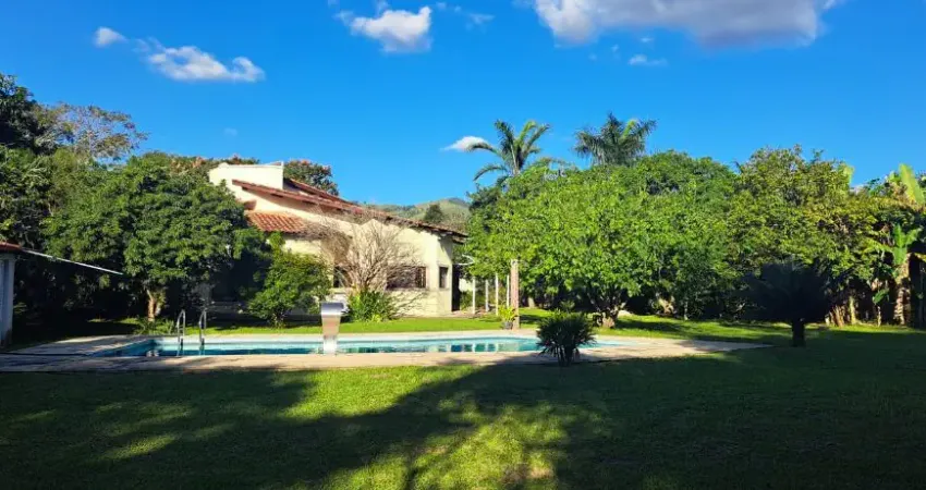 Linda Chácara para venda com 3.054,16m² em Roseira-SP