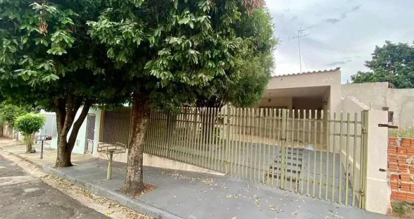 Casa para Venda em Lins, Labate, 3 dormitórios, 1 suíte