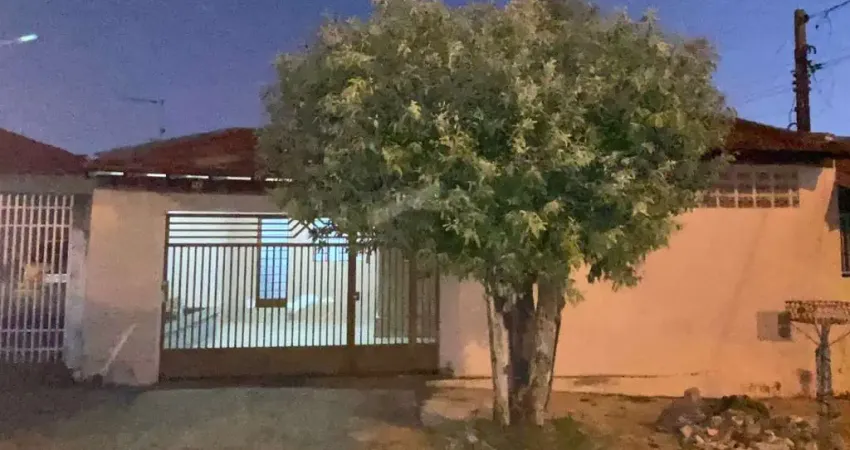 Casa para Venda em Lins, Pasetto, 3 dormitórios, 2 vagas