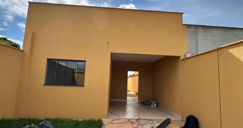 Casa com 2 quartos à venda na Rua Dirceu Mendonça, Jardim Garavelo Sul, Hidrolândia