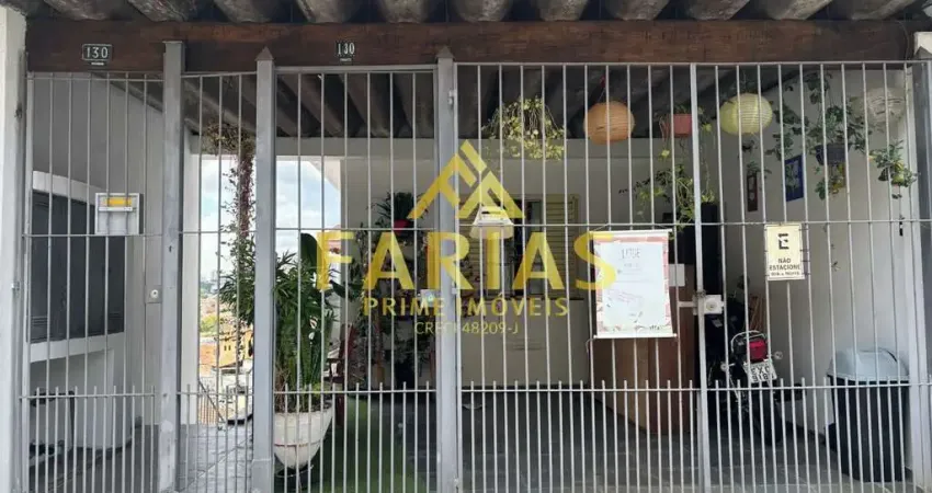 Excelente oportunidade de investimento ? imóvel com 3 casas no mesmo terreno!