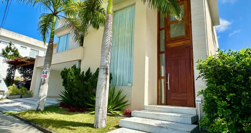 ALUGO Belíssima Casa com 5 Suítes em Condomínio Fechado em Nova Parnamirim- Parnamirim/RN.