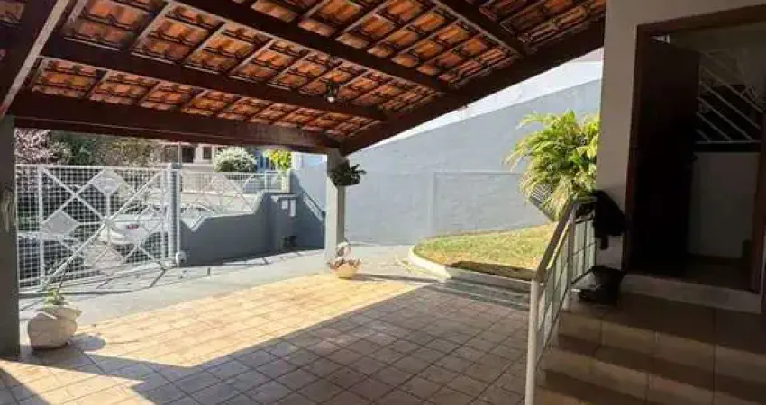 Casa com 3 dorms, guatambu, Piedade - R$ 660 mil, Cod: 100