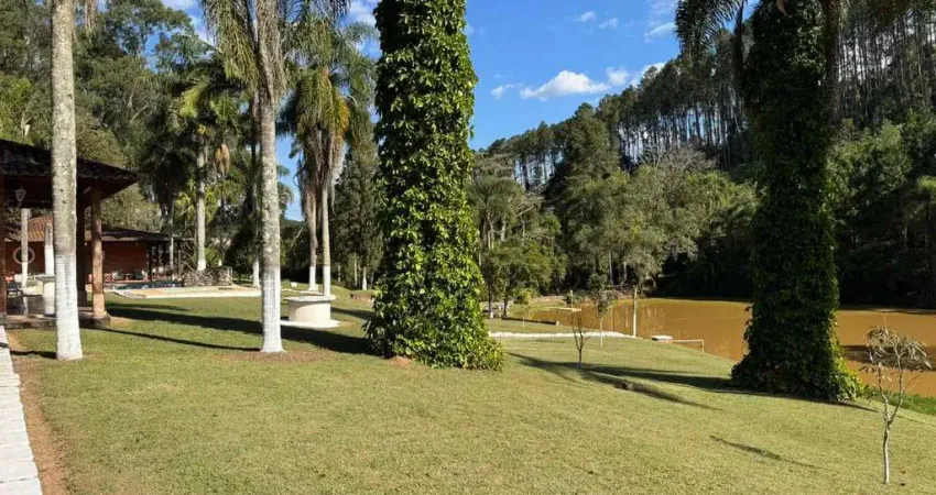 Fazenda à venda no Ortizes, Piedade