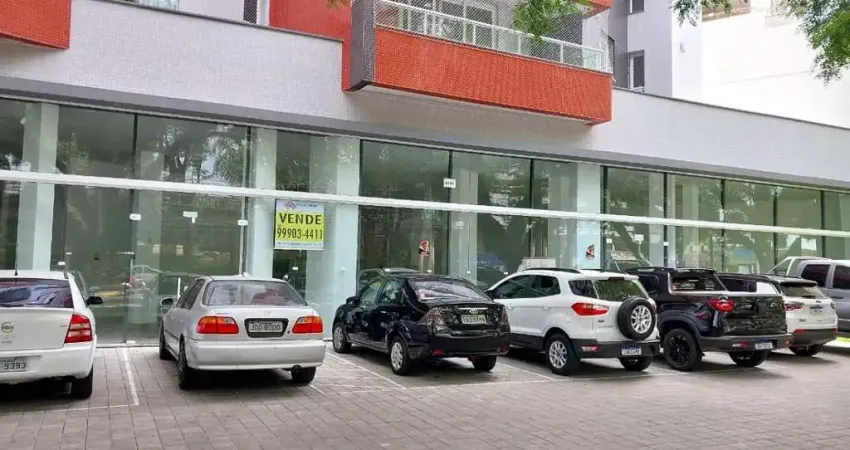Loja à venda, no Condomínio Castro Alves,  em Santa Maria, Centro, 591,51m²