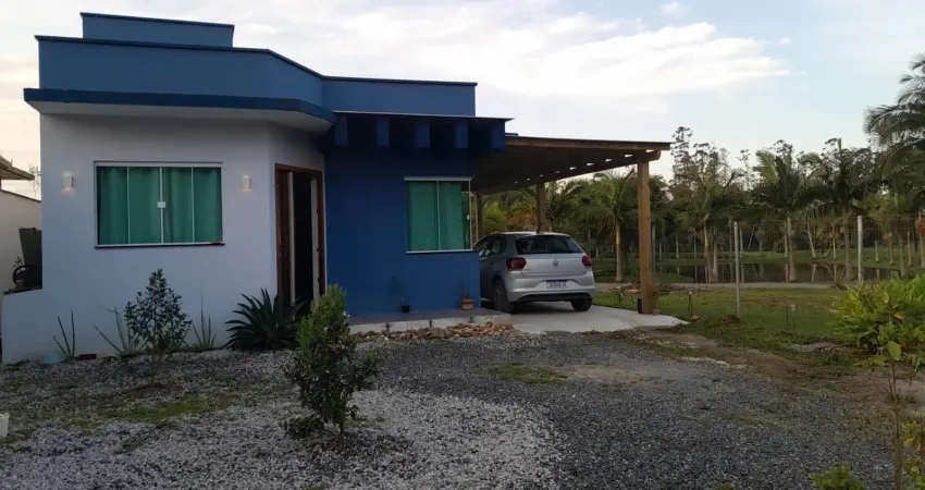 Casa no bairro morretes interior de piçarras, próx do tirone