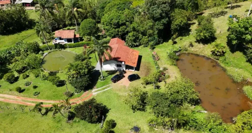 Sítio espetacular em imaruí (sc): 17.000m² com casa, açudes e pertinho da praia!