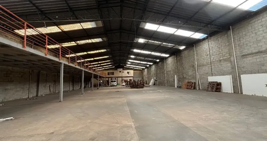Galpão para Alugar com 1.250 m² no Jardim Piemonte, Betim-MG
