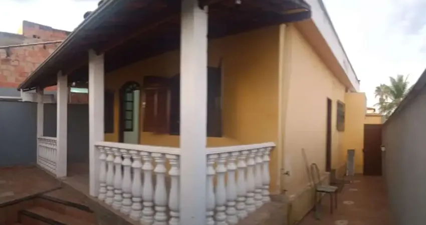 Casa para Venda em Contagem, Nacional, 3 dormitórios, 2 banheiros, 6 vagas