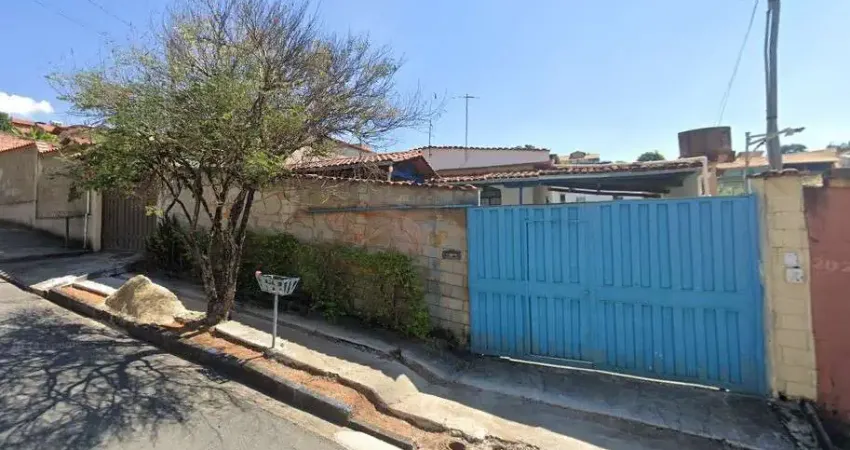Casa para Venda em Contagem, Vale das Orquídeas, 3 dormitórios, 1 suíte, 4 banheiros, 6 vagas